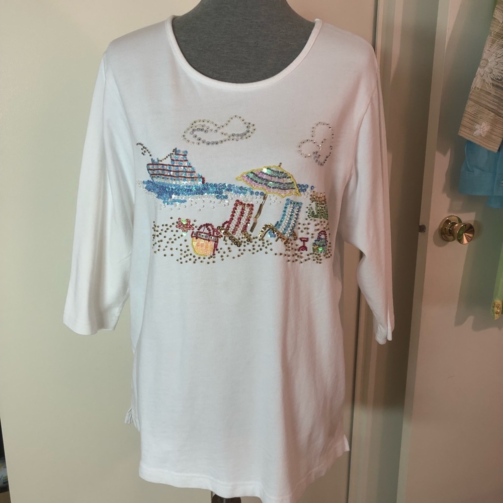 Quacker Factory Beach Ocean View XL White Top NWT